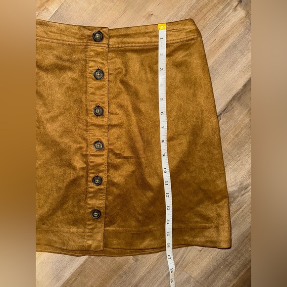 Abercrombie & Fitch Mini Skirt Size Small - Picture 3 of 6